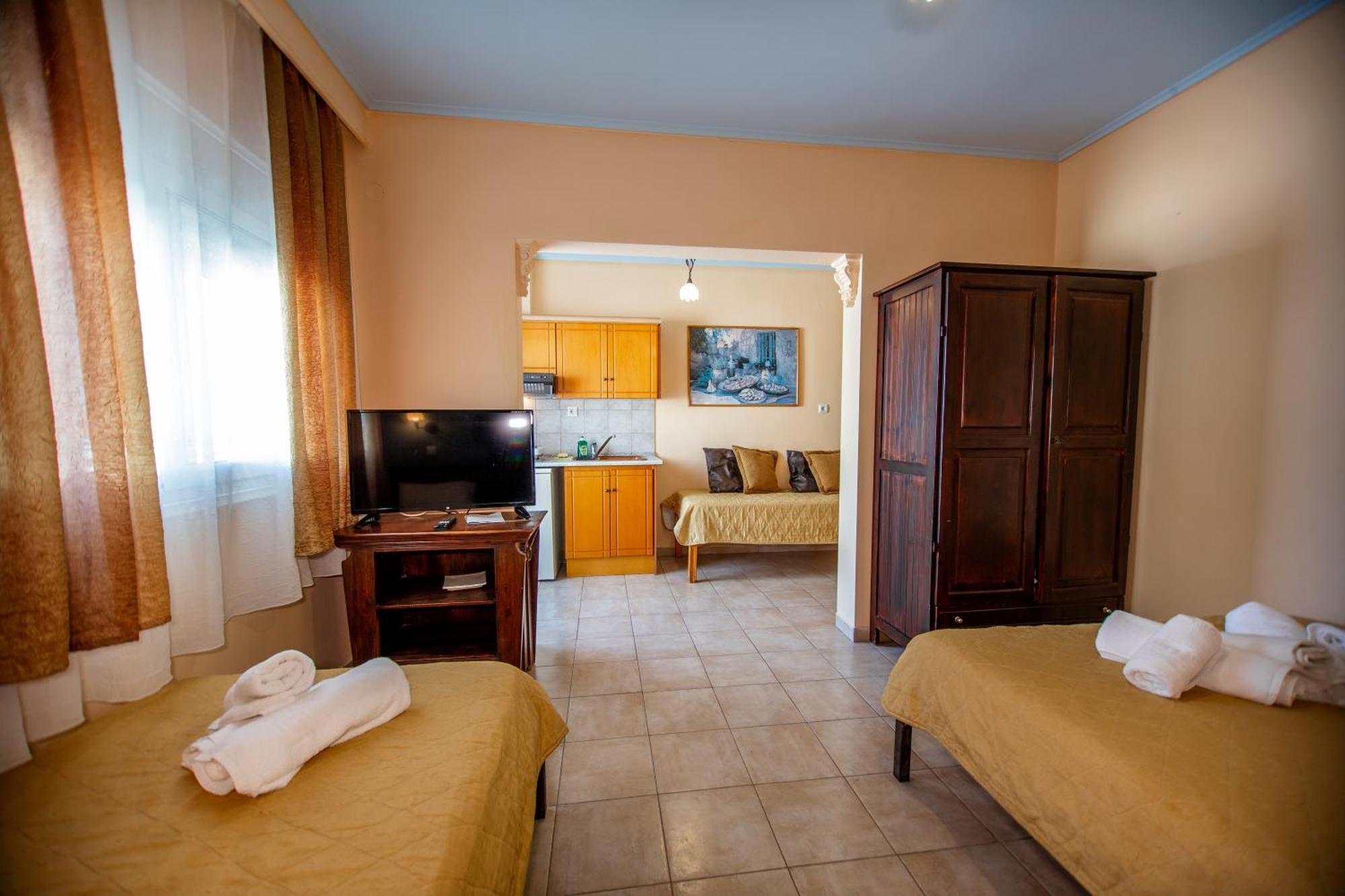 Xenia Palace Luxury Apartments Неа-Врасна Экстерьер фото